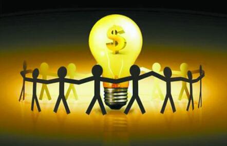 点击图片查看详情 迪拜人均月收入_月收入8000如何理财(3)