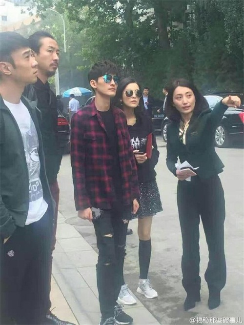 北影四小花娜扎與張翰看房疑筑愛巢 周冬雨否認和前男友復合