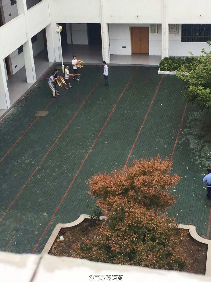 男子學(xué)校刺傷5人 犯罪嫌疑人徐某已被警方控制