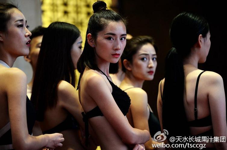 濟南辦大學生超模大賽 個個身材火辣最小選手16歲