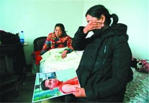 犧牲保持救人姿態 90后研究生救落水少年犧牲