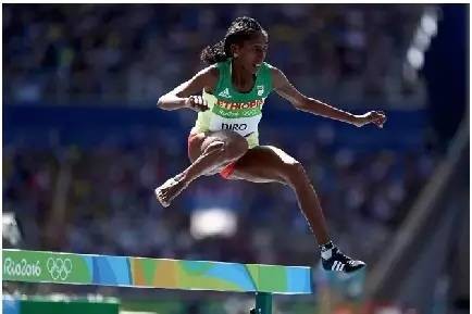 埃塞俄比亚的长跑姑娘告诉人们：什么是奥林匹克精神