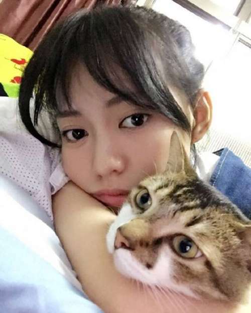 小李飞刀焦恩俊晒女儿庆生 网友们惊呼一家人都是高颜值