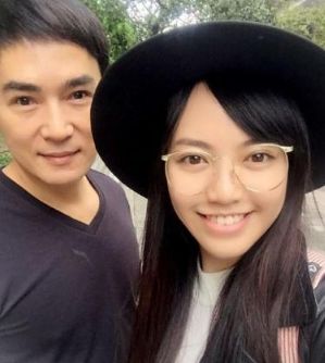 焦恩俊晒女儿照为其庆生 女儿焦曼婷甜美可人