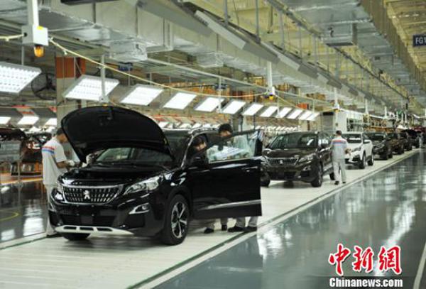 生产车间。 刘忠俊 摄 刘忠俊 摄