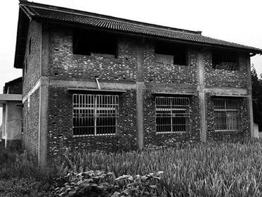 村民違法占地建房 導(dǎo)致大量良田被毀