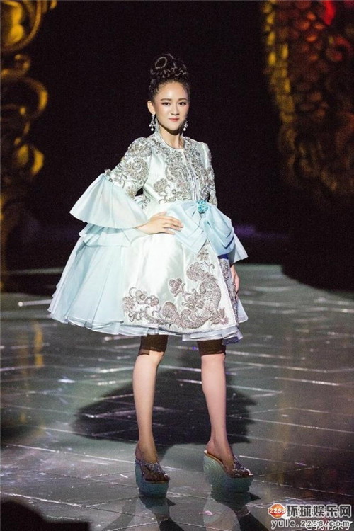 莫文蔚巡演杭州站奚夢瑤徐嬌袁弘捧場 我們來了高定時裝秀回顧
