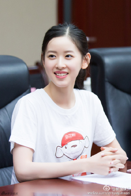 劉強(qiáng)東發(fā)飆拒提奶茶妹妹 劉強(qiáng)東前妻龔小京近況