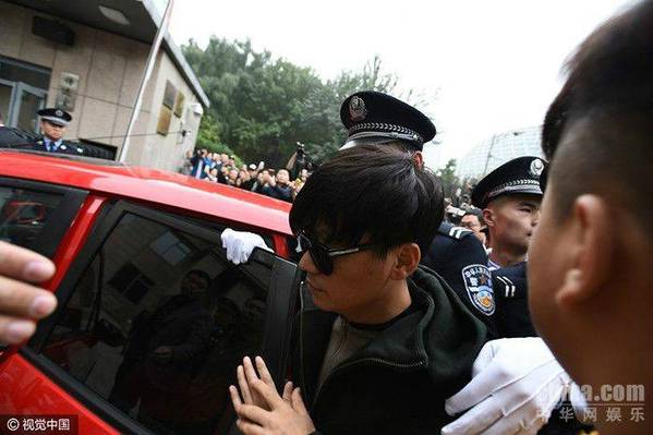 為馬蓉發(fā)聲放話要娶馬蓉的陳姓導(dǎo)演是誰 陳劍導(dǎo)演個人資料家庭背景介紹