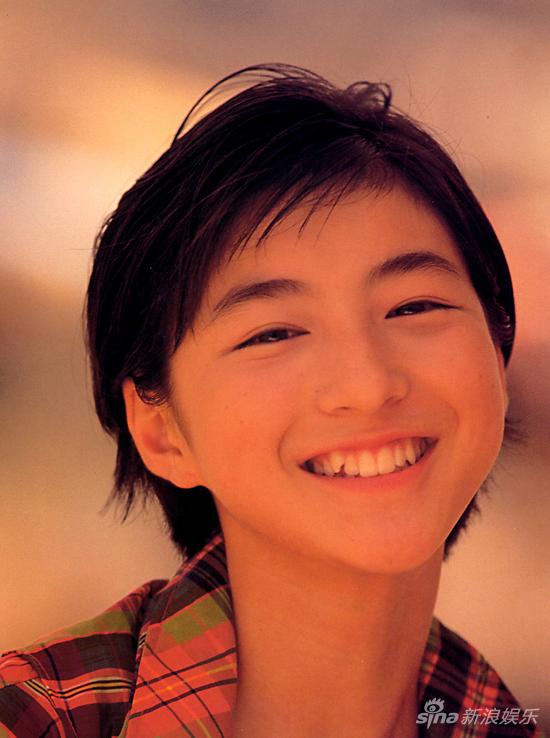 王俊凱扮風情萬種女裝網友大呼想要娶回家 王俊凱撞臉日本女演員