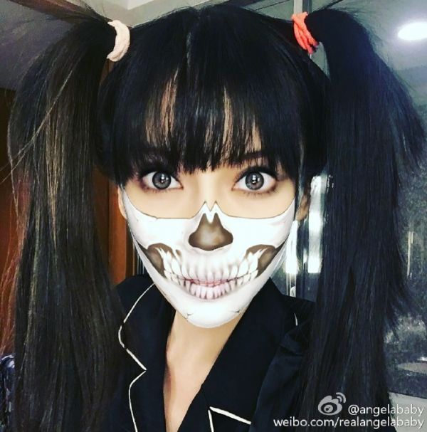baby曬萬圣節(jié)妝容 雙馬尾少女撞臉范冰冰