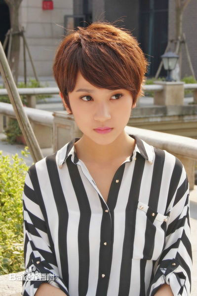 咱们相爱吧康思淳是谁演的 咱们相爱吧康思淳扮演