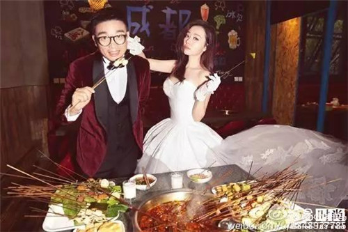 張靚穎今日大婚伴娘劉亦菲引人注目 張靚穎媽媽參加婚禮了嗎