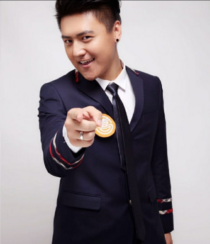 今夜百樂門卜鈺登臺熊抱金星飆演技 賈玲變身俏黃蓉倒追帥哥