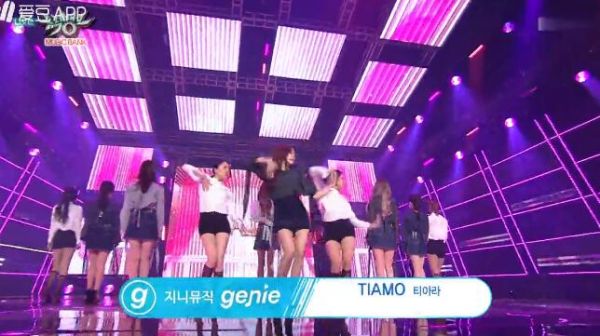 音樂銀行11.11期JYP公司Twice<TT>女團奪第一