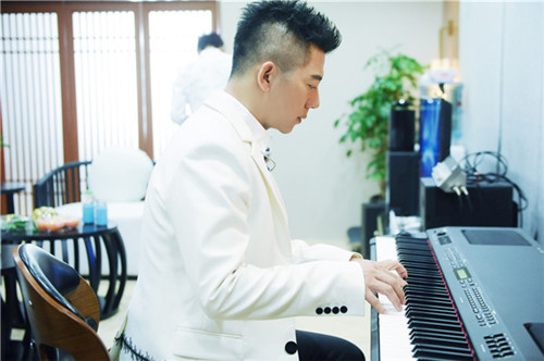 夢想的聲音林俊杰開唱我懷念的獲掌聲 蕭敬騰開掛攜神曲輕松過關(guān) 