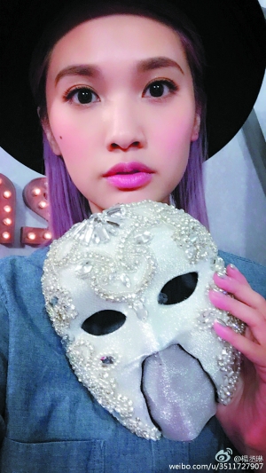 蒙面唱將猜猜猜一閃一閃亮晶晶的鉆石女士 楊丞琳面具揭面