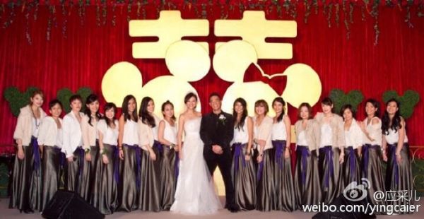 應(yīng)采兒曬照憶婚禮 陳小春應(yīng)采兒婚紗照什么時(shí)候結(jié)婚的