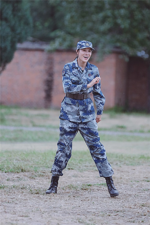 真正男子漢第二季黃子韜和王威互懟笑炸 楊冪首秀銀幕舞蹈