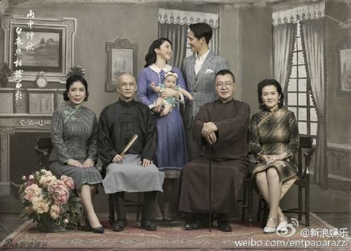 高云翔董璇全家福曝光 董璇和高云翔怎么認(rèn)識的