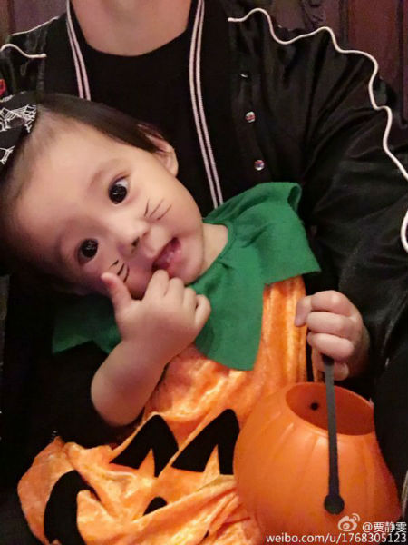賈靜雯懷第三胎 梧桐妹懂事咘咘摸媽媽孕肚喊妹妹