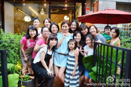 林志玲曬同學聚會照 網友催婚:人家孩子都這么大了