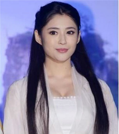 李心艾整容了嗎 李心艾整容前后照片對比