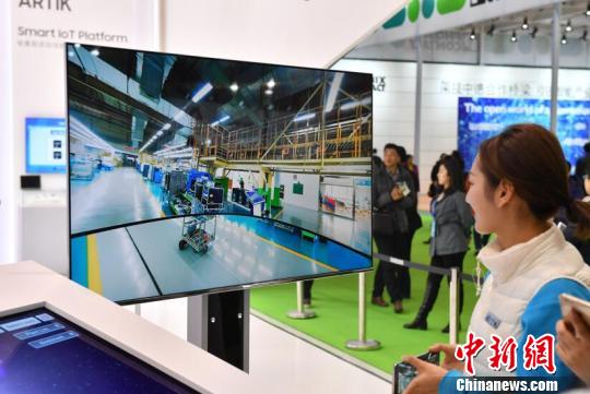 VR技术已经在实际生产过程中得到普遍应用。　申冉　摄