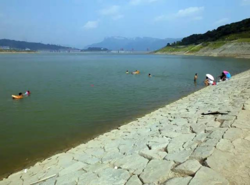 中新社发 刘君凤 摄 