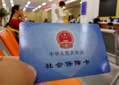 中新社记者 张斌 摄 