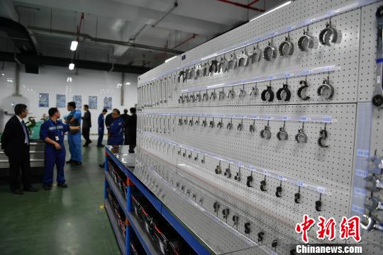 厦门航空福州新机库的工具室。　吕明 摄