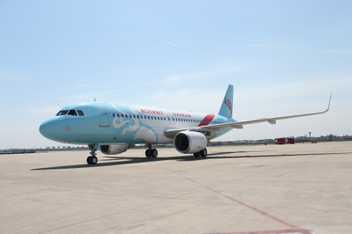 浙江长龙航空飞机。（拍摄者：长龙航空）