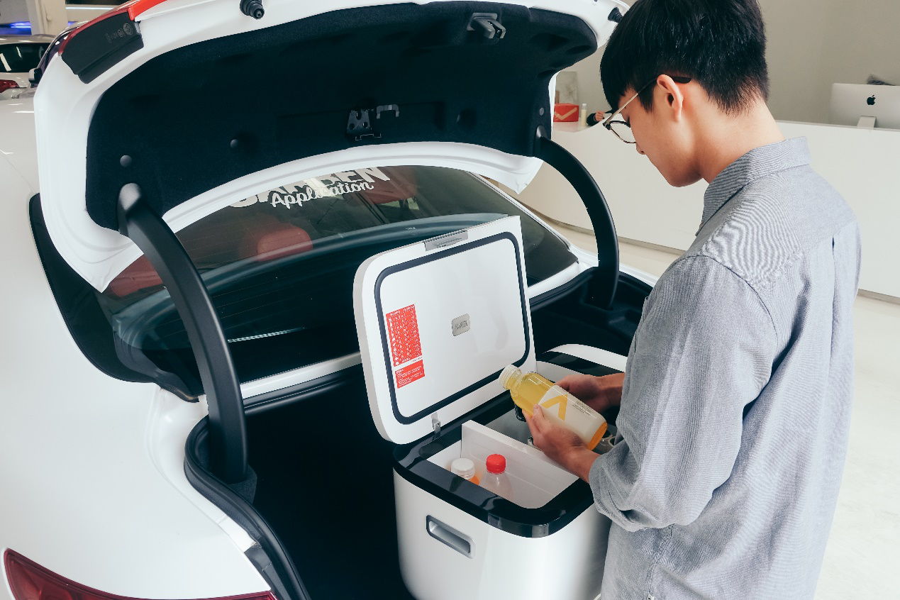 英得尔车载冰箱