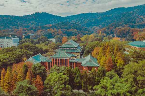 财经金融学院_广东财经金融学院