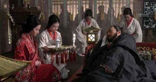 古代皇帝为什么要佳丽三千,古代皇帝如何临幸妃子的？