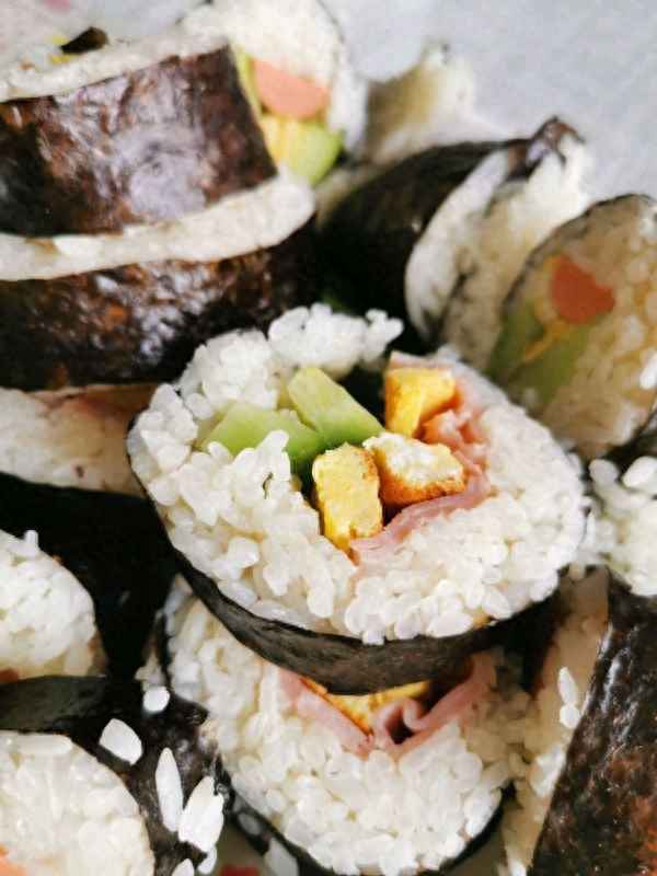 紫菜包飯簡單做法竅門、紫菜包飯怎么做好看