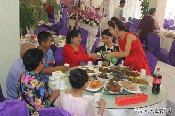 儿子结婚当天喜婆婆怎么向大家讲-儿子婚礼 婆婆发朋友圈感言