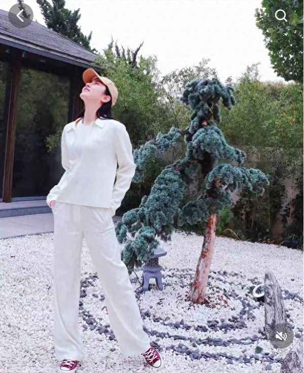 中央13女主持人图片_央视主持人照片全部