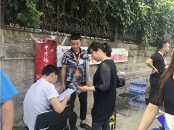 沈陽有娛樂經(jīng)紀(jì)公司嗎(沈陽有沒有娛樂公司)