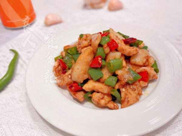 辣椒炒肉怎么炒好吃;辣椒炒肉怎么炒好吃又嫩竅門