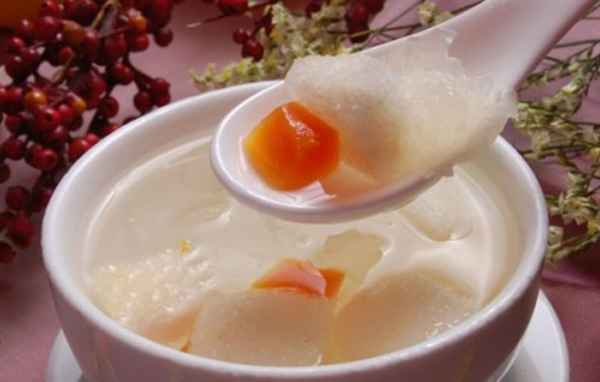 冰糖雪梨湯的正確煮法_冰糖雪梨湯怎么熬竅門