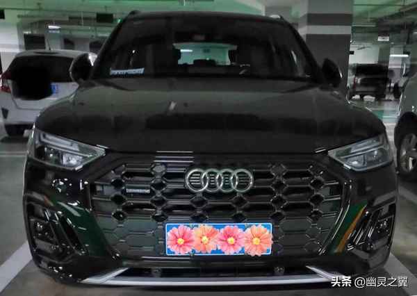 奧迪什么車燈開關在儀表盤上的;奧迪燈開關邊上的按鈕是什么