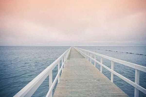 劝人莫愁的诗句万古情,劝君莫愁的诗句