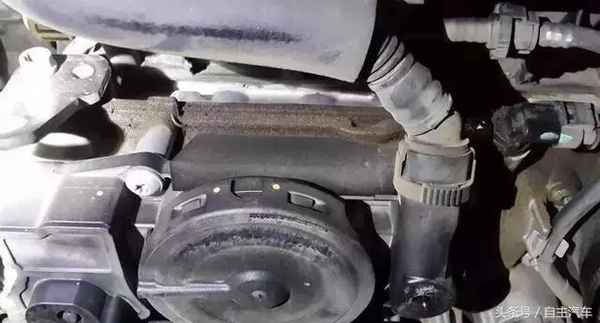 汽車(chē)漏機(jī)油-汽車(chē)漏機(jī)油滴在地上嚴(yán)重嗎