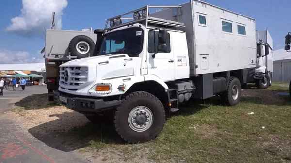 1300萬烏尼莫克越野車及圖片,烏尼莫克8×8越野房車價格