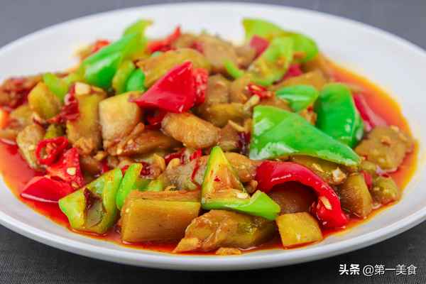 燉茄子的家常做法-排骨燉茄子的家常做法