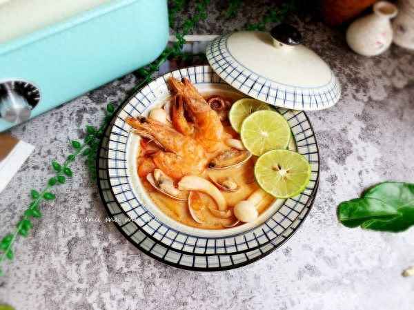 冬陰功醬料詳細配方;正宗冬陰功湯配料表