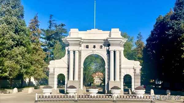 清華大學二校門名字由來(清華大學的二校門是哪個門)