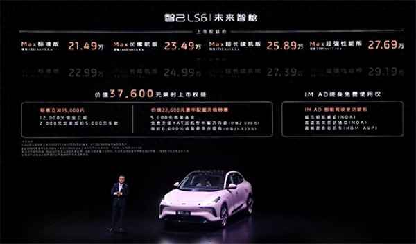 18寸跟20寸箱子圖片比較(20寸22寸24寸拉桿箱對比真人)
