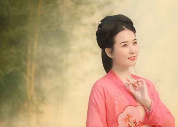 皇后苏墨绾绾小青子小说;皇城风云录全文免费阅读